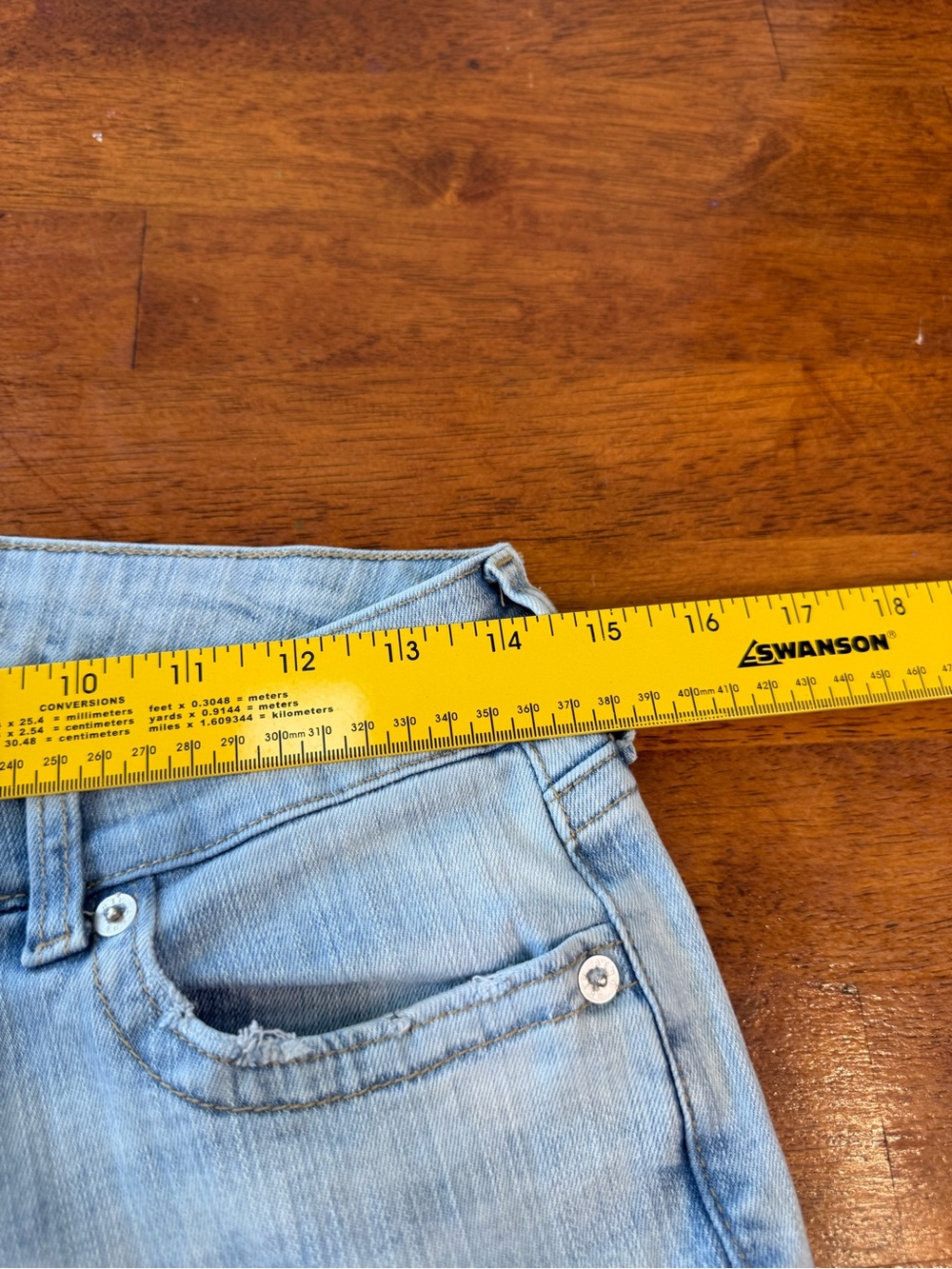 Aeropostale Low Rise Flare Jeans Light Wash Stretch Denim Womens Size 6 regular - Picture 5 of 11